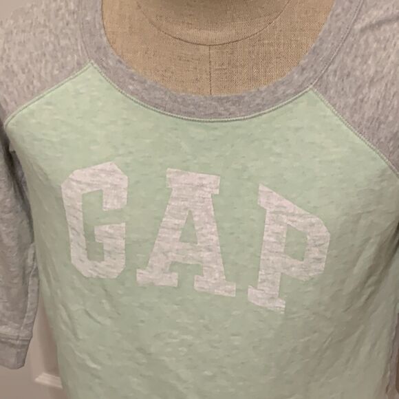Gap | Mint Green Heather Grey Women’s Crewneck Drop tail Sweatshirt 3/4 Sleeve - Picture 3 of 5